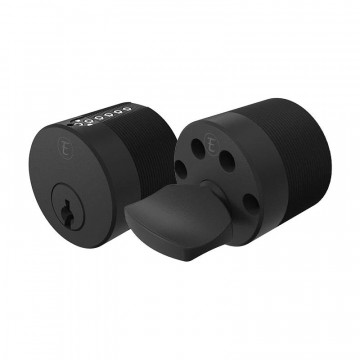 Komplett utvendig og innvendig dørlåspakke med nøkkelavlåsning på utsiden og knappvrider på innsiden av døren Svart matt